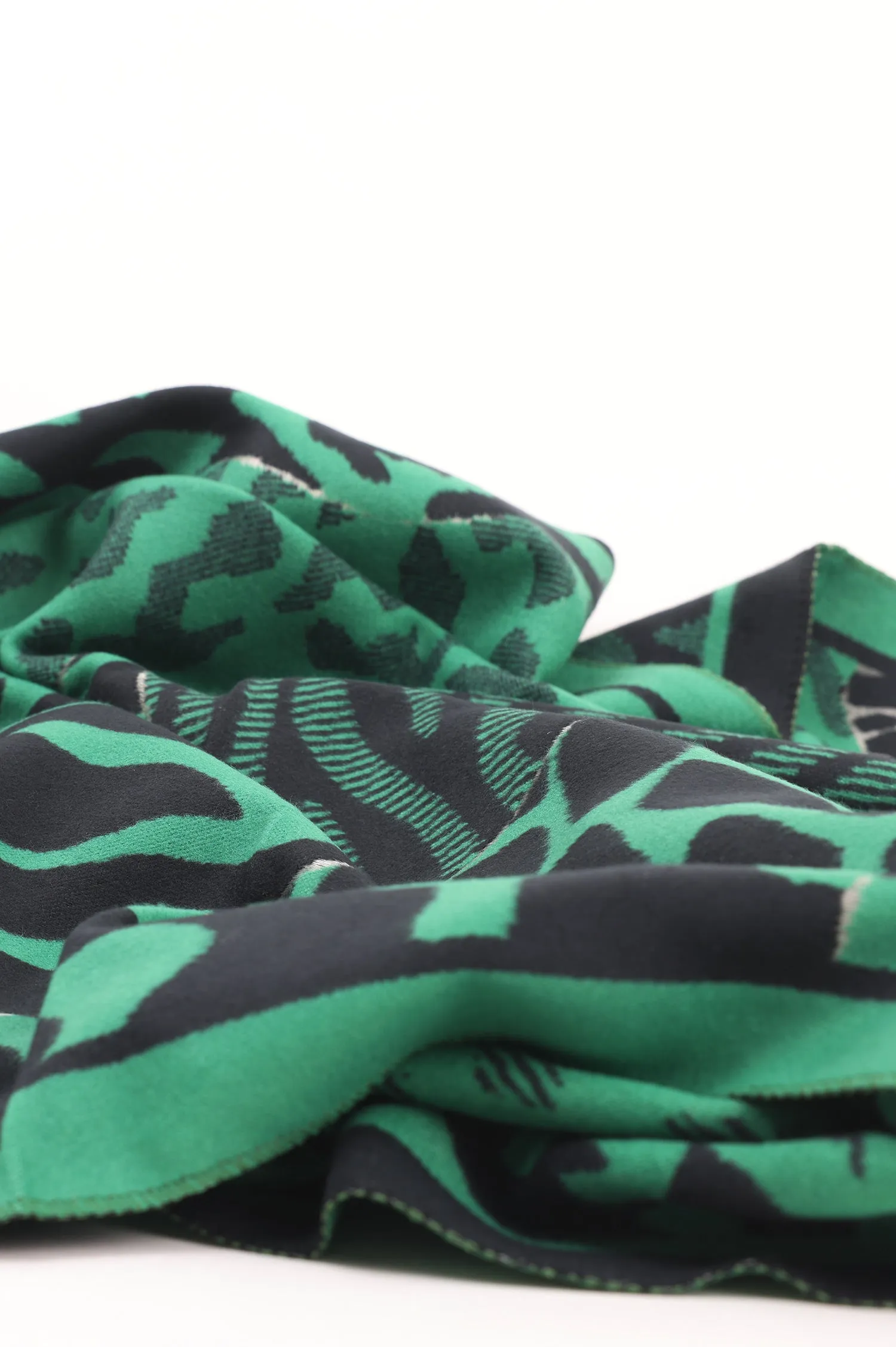 ALMAS WARM STOLE-GREEN