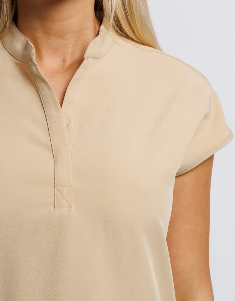 Apollo Scrub Top - Warm Sand