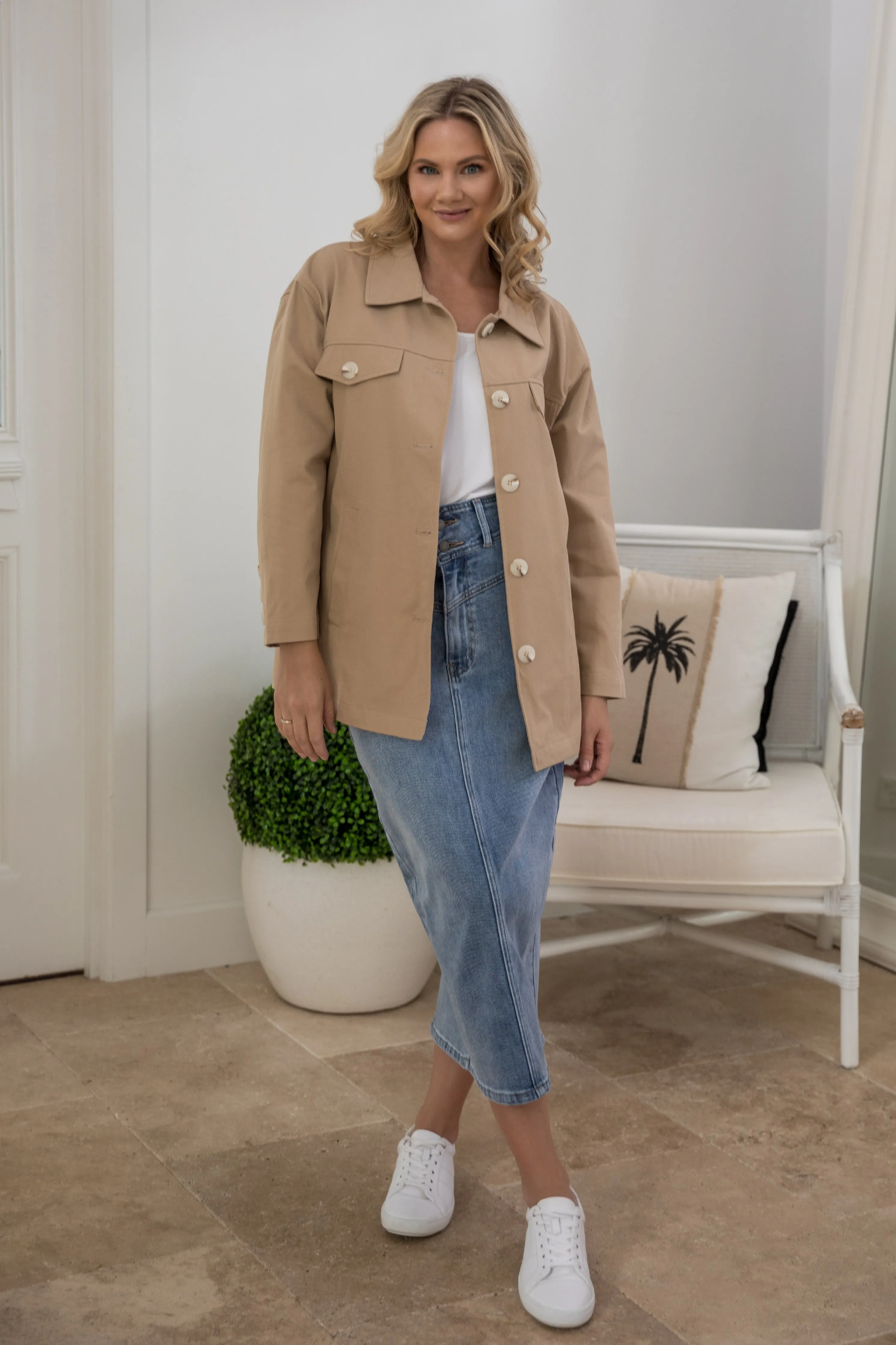 Audrey Trench Coat in Desert Camel