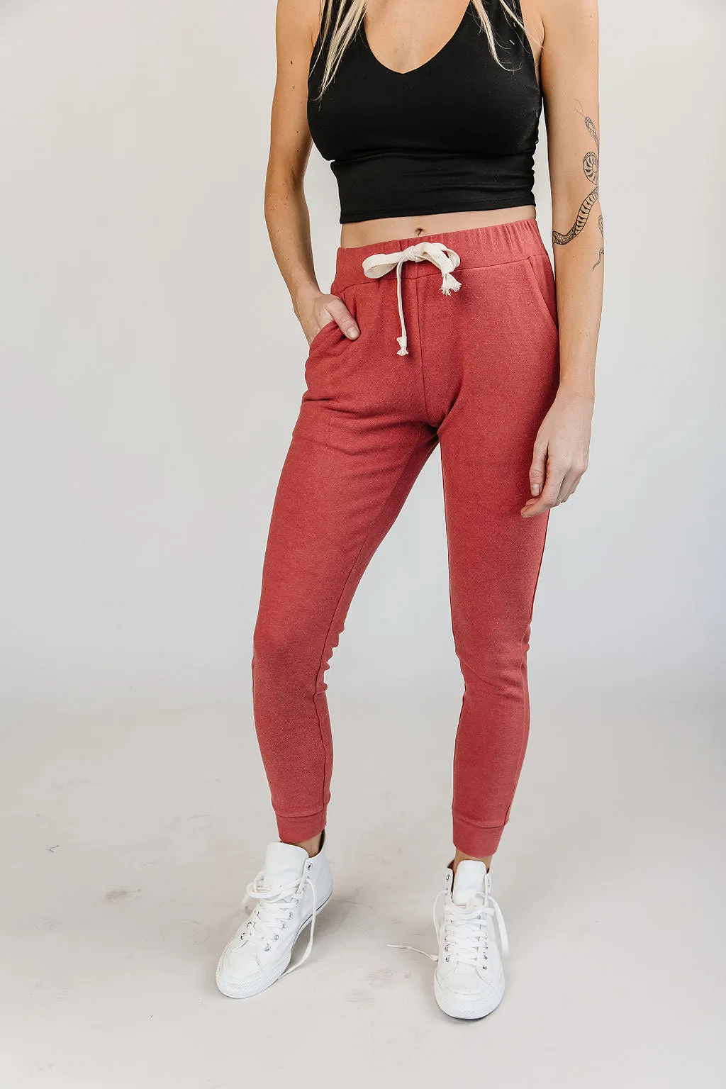 Performance Fleece Joggers- Pomegranate