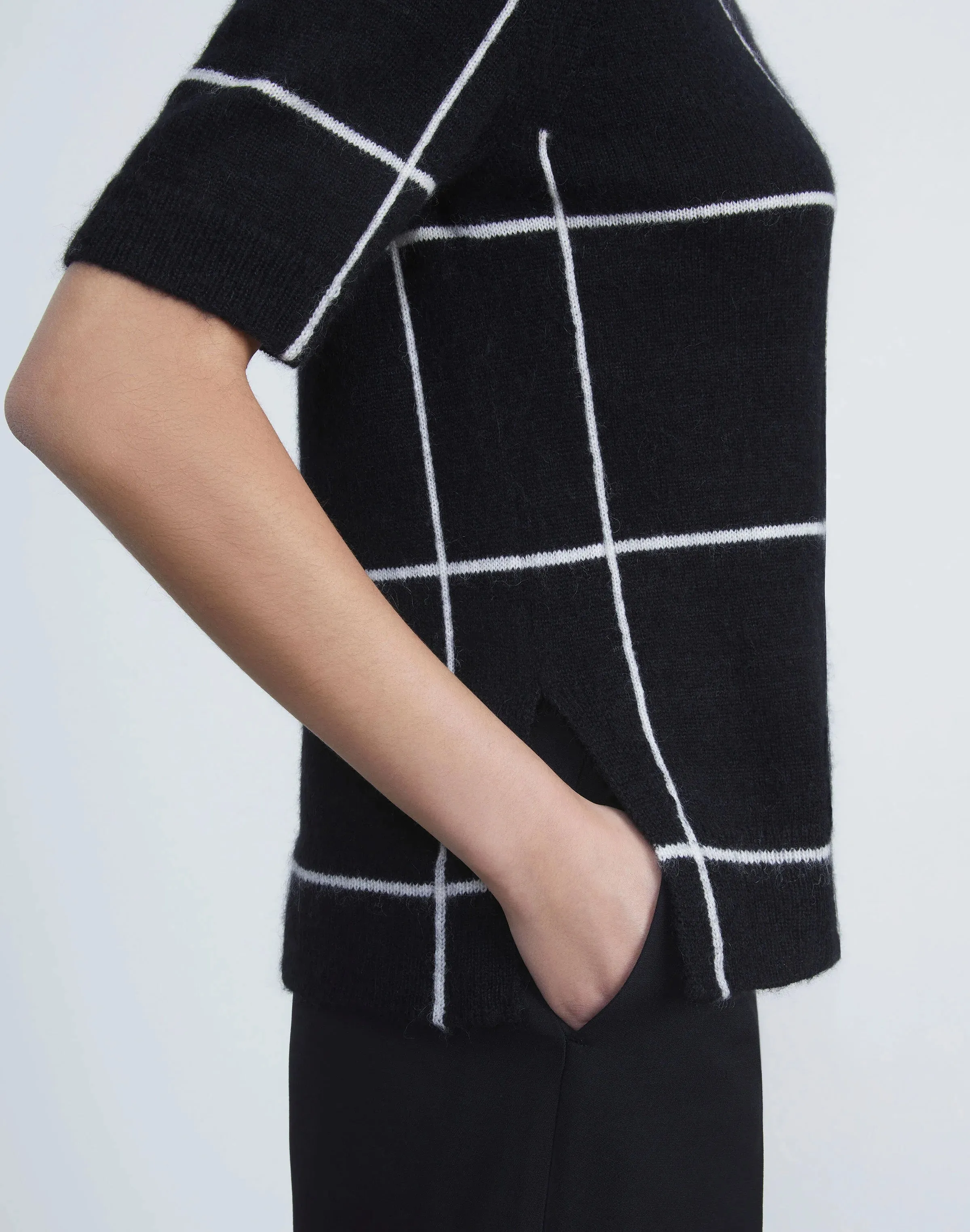 Intarsia Cashmere Grid Pattern Sweater